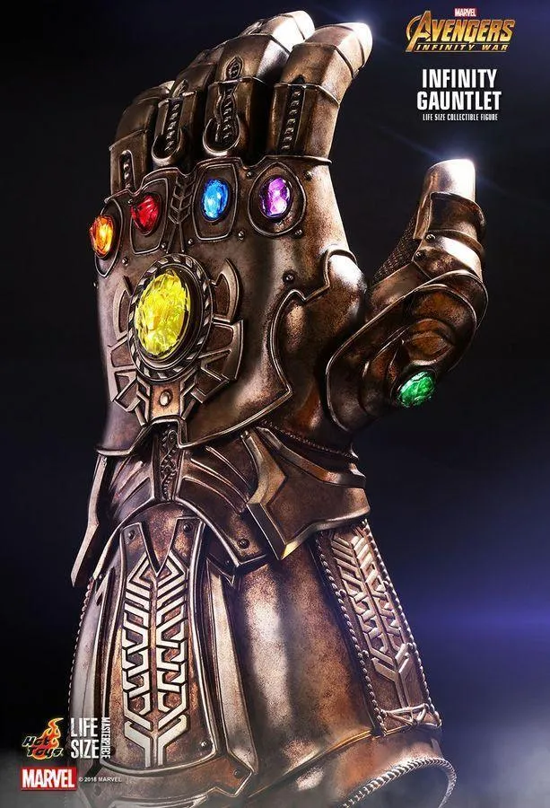 Avengers 3: Infinity War - Infinity Gauntlet Prop Replica - Image 4