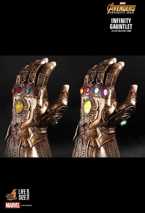 Avengers 3: Infinity War - Infinity Gauntlet Prop Replica - Image 5