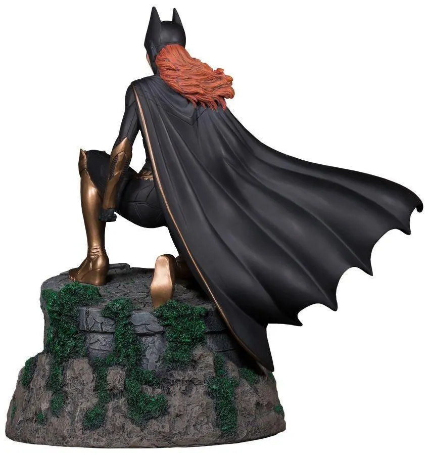 Batman Arkham Knight - Batgirl 1:6 LE Statue - Image 6
