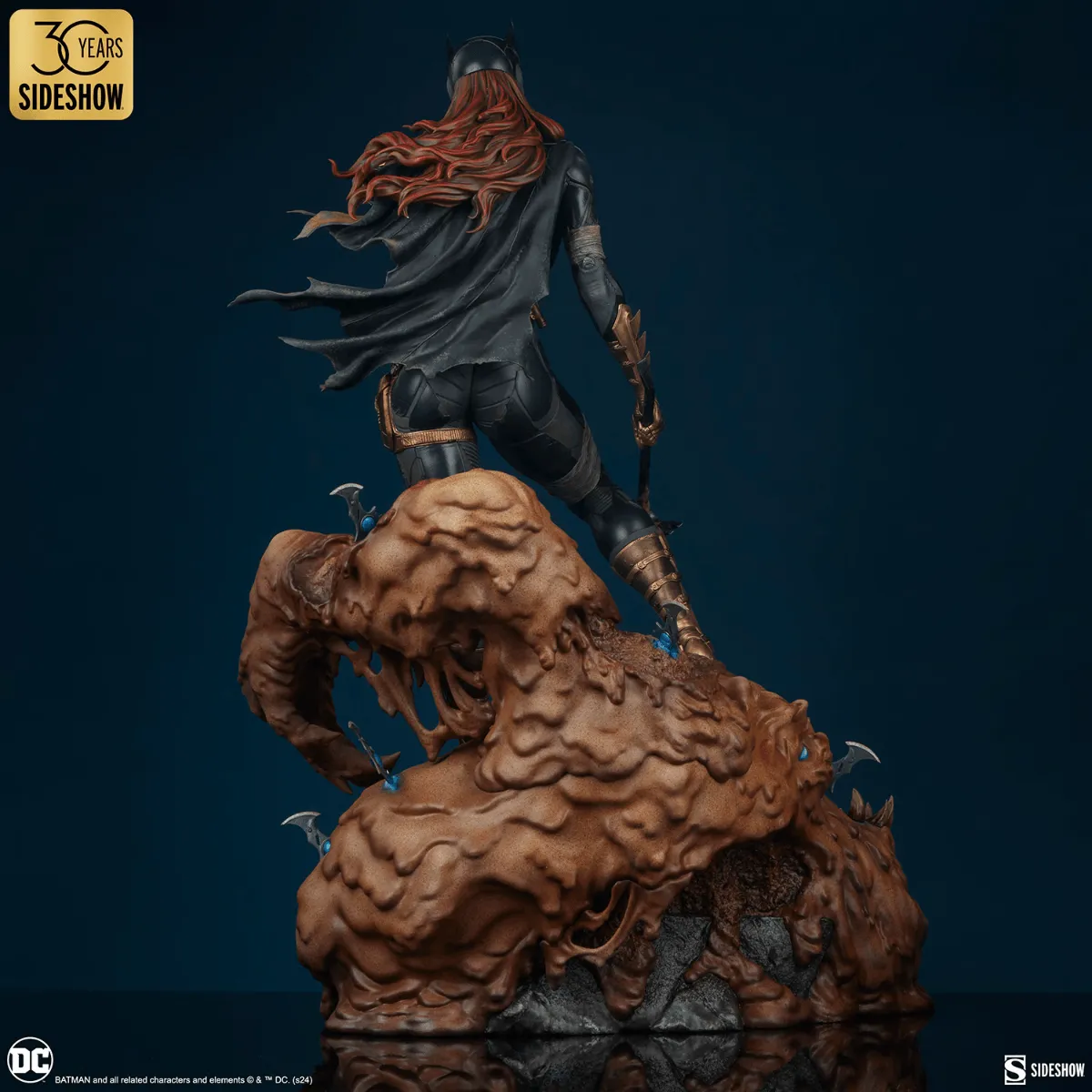 Batman - Batgirl Premium Format Statue - Image 9