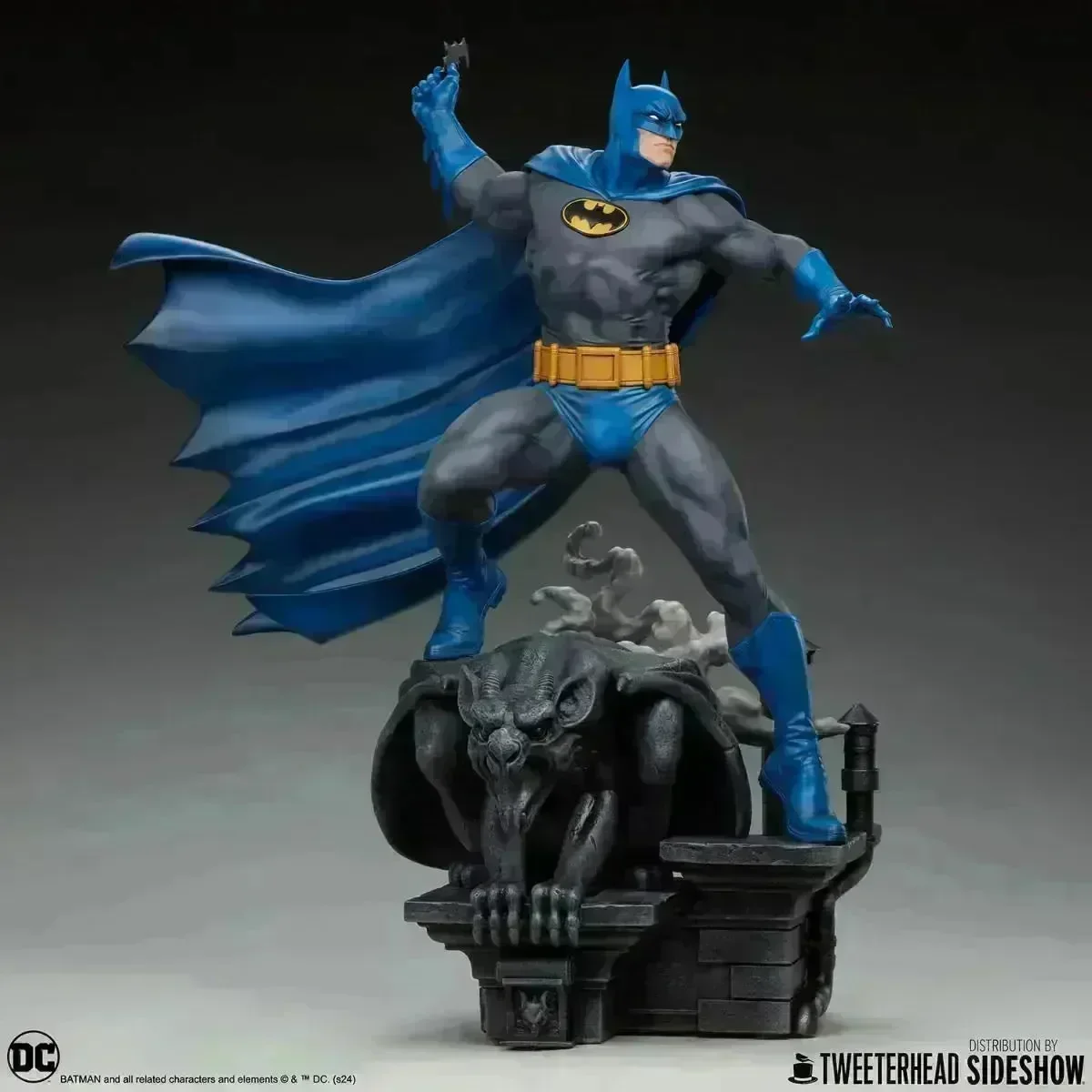 Batman - Batman (Retro Edition) 1:6 Scale Maquette - Image 5