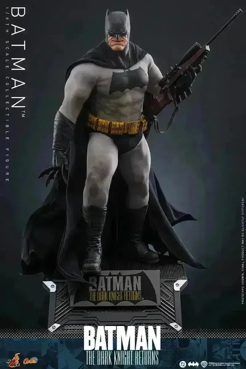 Batman: Dark Knight Returns - Batman 1:6 Scale Collectable Action Figure - Image 6