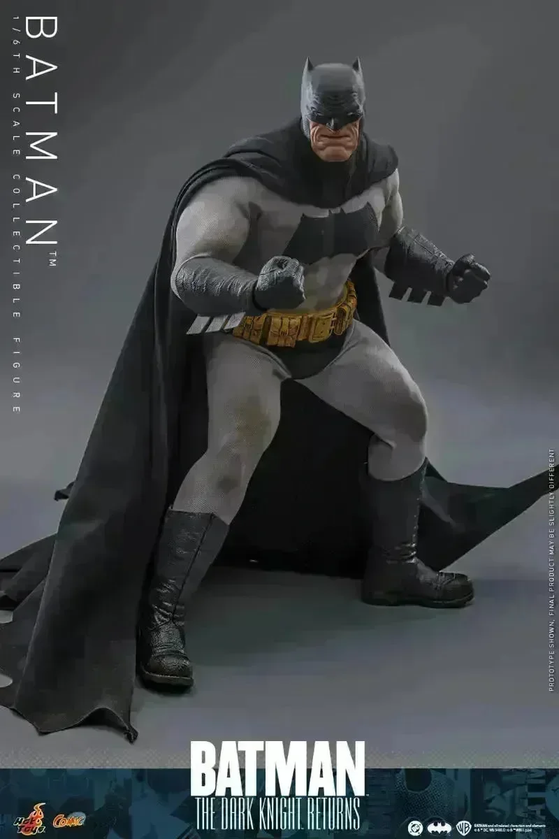 Batman: Dark Knight Returns - Batman 1:6 Scale Collectable Action Figure - Image 9