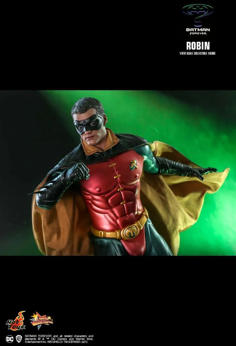 Batman Forever - Robin 1:6 Scale Collectable Action Figure - Image 15
