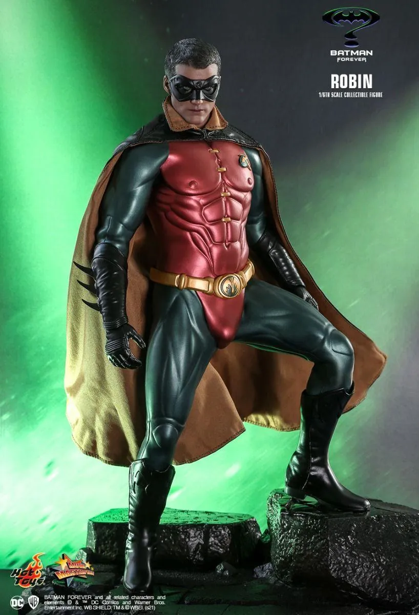 Batman Forever - Robin 1:6 Scale Collectable Action Figure - Image 7