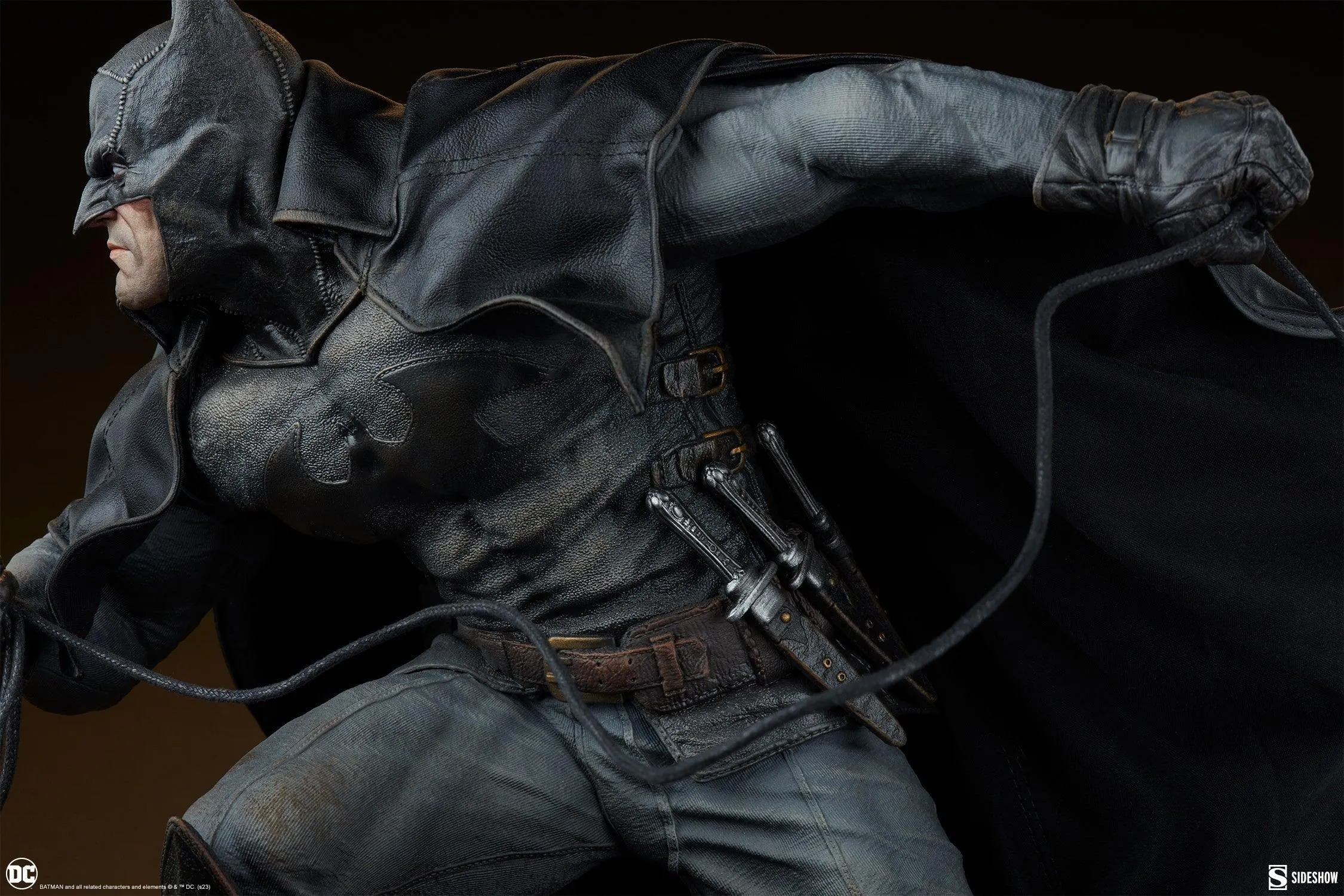 Batman - Gotham by Gaslight Premium Format Statue - Image 16