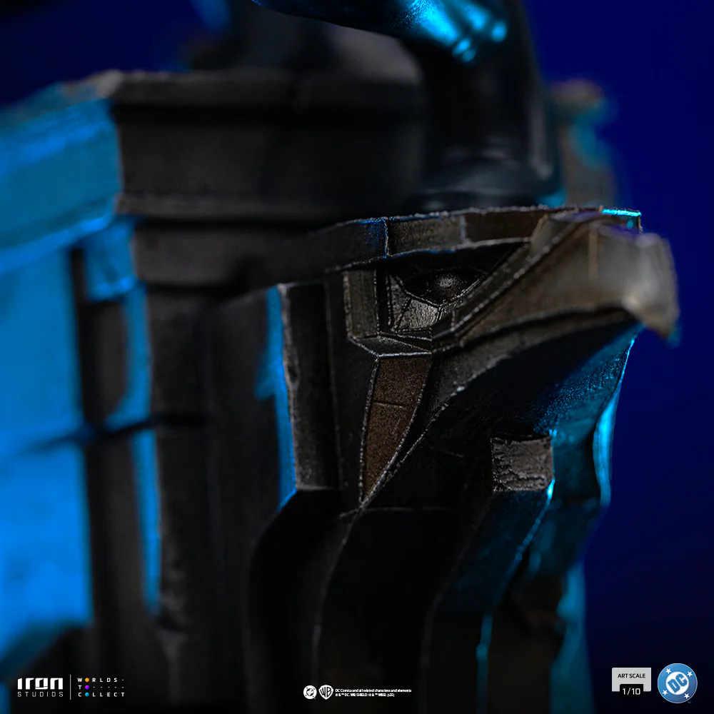 Batman - Nightwing 1:10 Scale Statue - Image 5