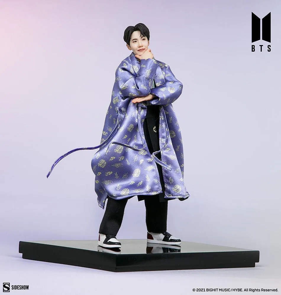 BTS - j-hope Deluxe Statue - Image 11