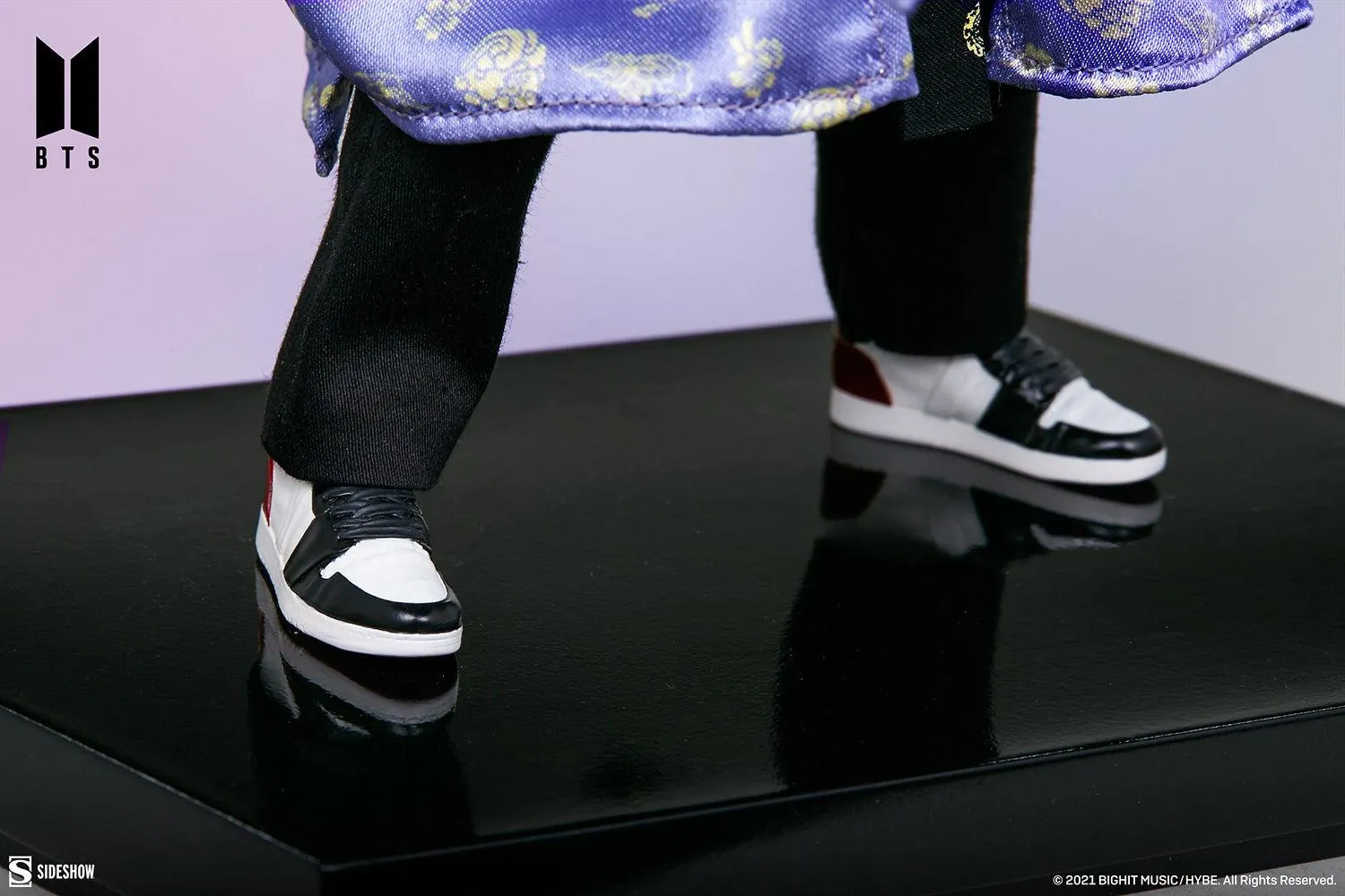 BTS - j-hope Deluxe Statue - Image 15