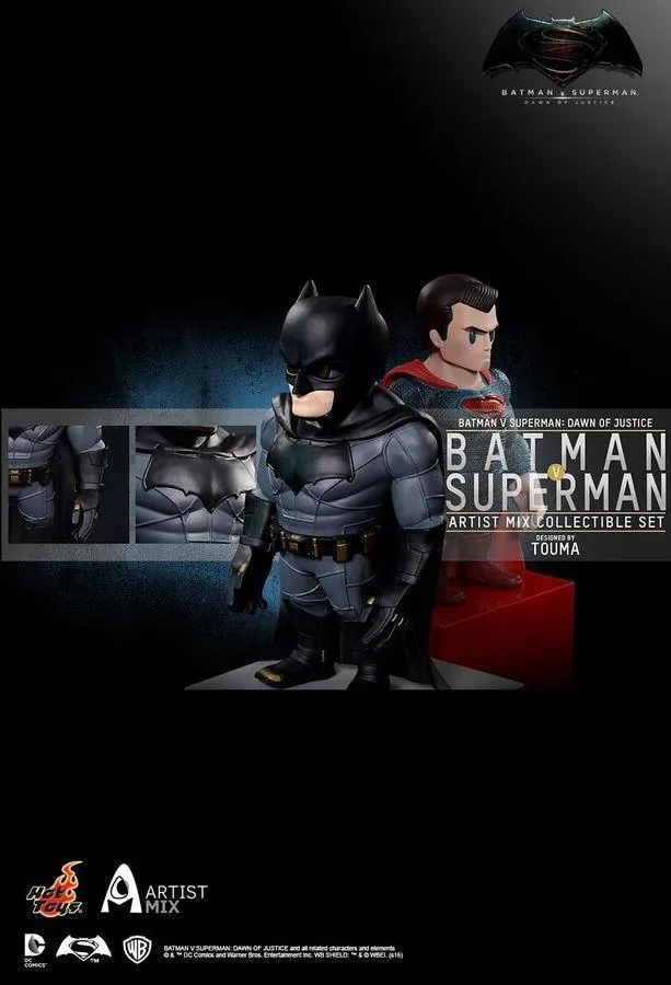 Batman v Superman: Dawn of Justice - Batman Artist Mix Bobble Head - Image 2