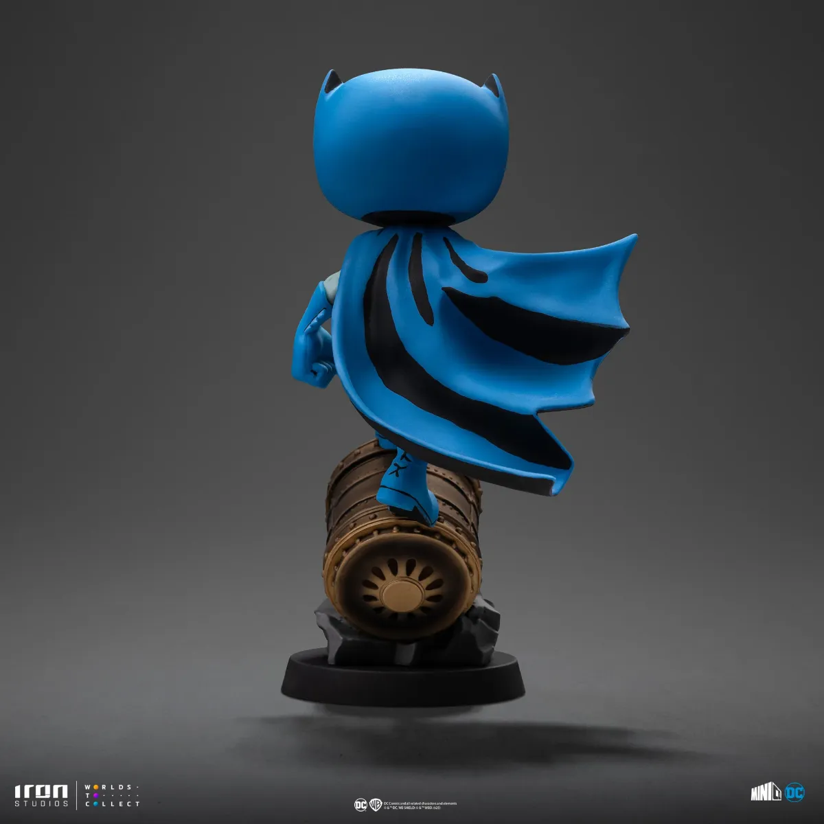 DC - Batman On Bat-Signal (Blue Ver.) Minico Vinyl - Image 6