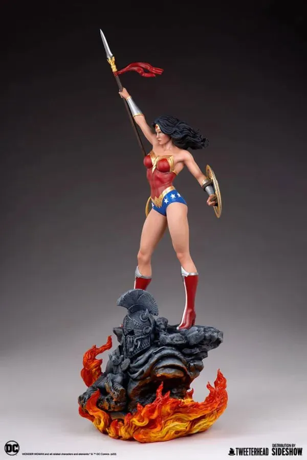 DC Comics - Wonder Woman 1:4 Scale Maquette - Image 2