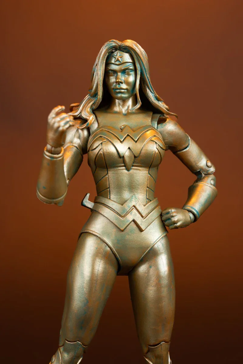 DC Multiverse - Wonder Woman (Classic) (Patina)(Gold Label) 7" Figure - Image 8