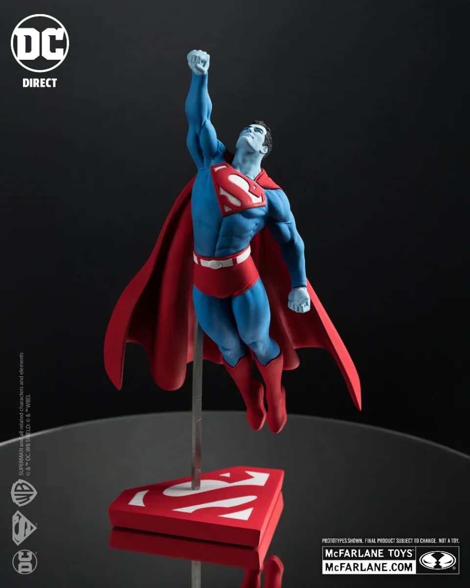 DC Comics - Superman Red & Blue by Gary Frank Resin Statue - Image 2