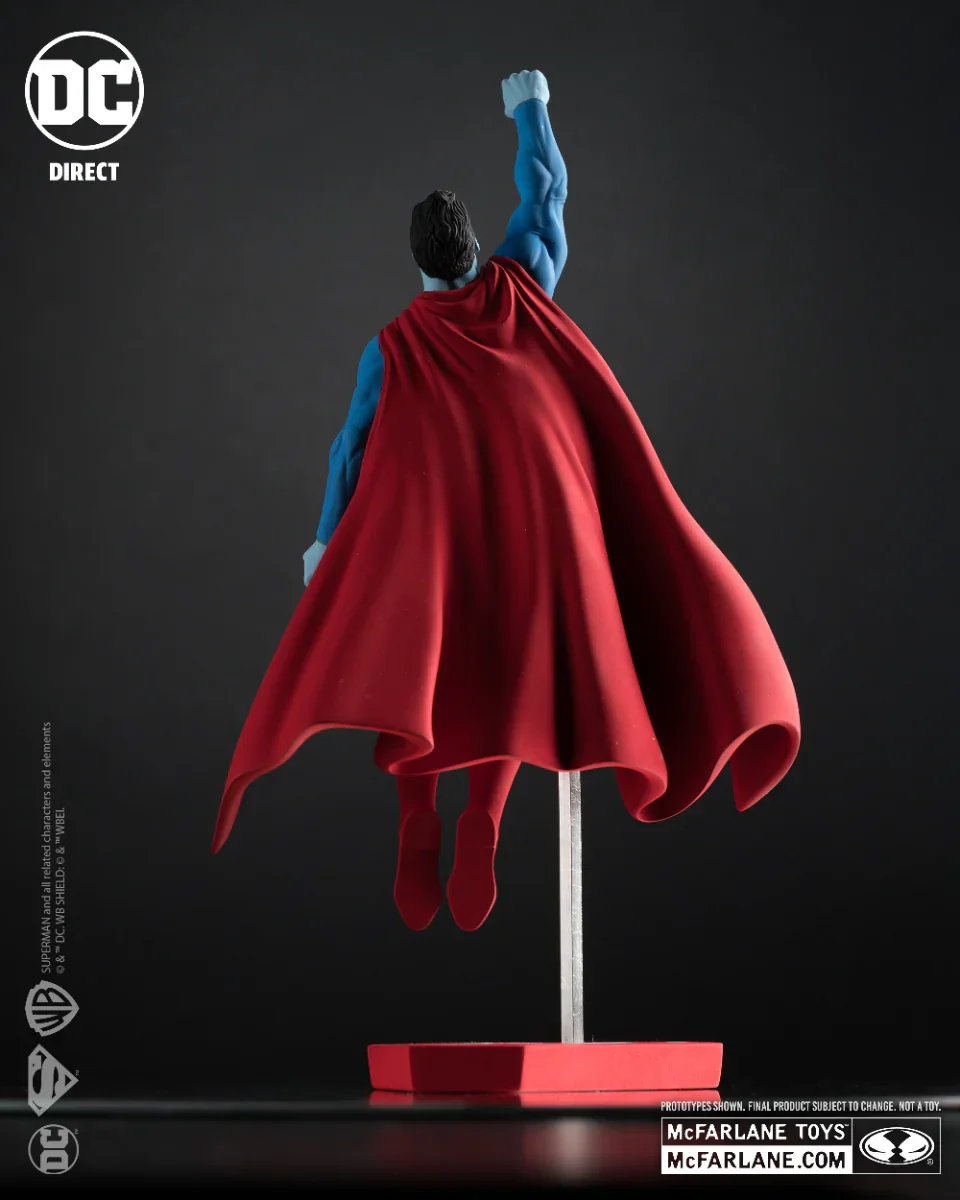 DC Comics - Superman Red & Blue by Gary Frank Resin Statue - Image 4
