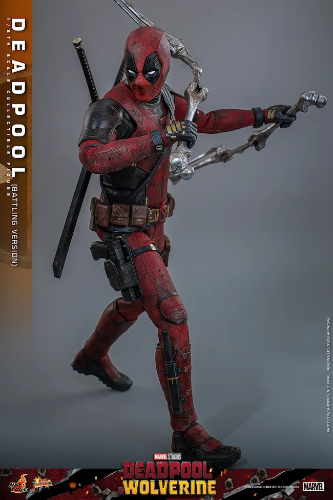 Deadpool & Wolverine - Deadpool (Battling Version) 1:6 Scale Collectible Action Figure - Image 11