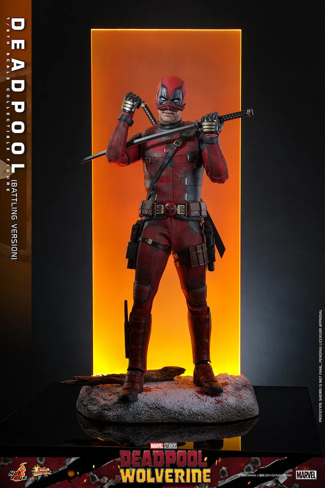 Deadpool & Wolverine - Deadpool (Battling Version) 1:6 Scale Collectible Action Figure - Image 9