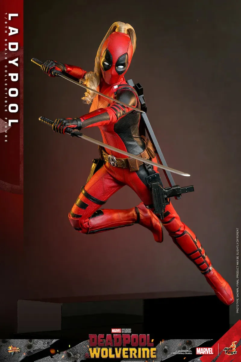 Deadpool & Wolverine - Ladypool 1:6 Scale Collectable Action Figure - Image 6