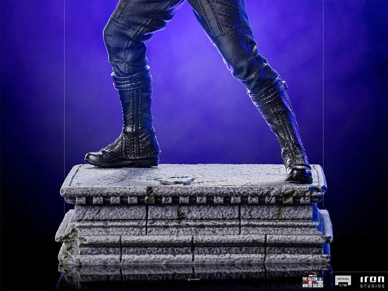 Falcon and the Winter Soldier - Bucky Barnes 1:10 Scale Statue - Image 5