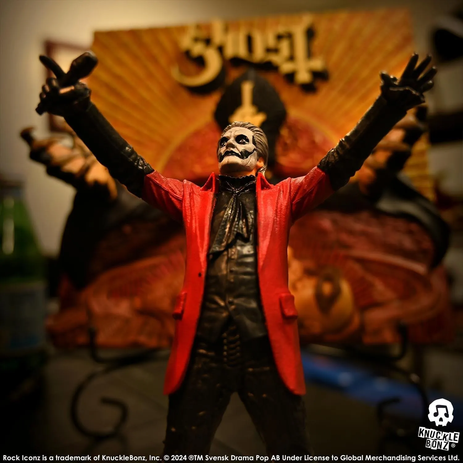 Ghost - Papa Emeritus 4 (Red Jacket) Rock Iconz Statue - Image 11