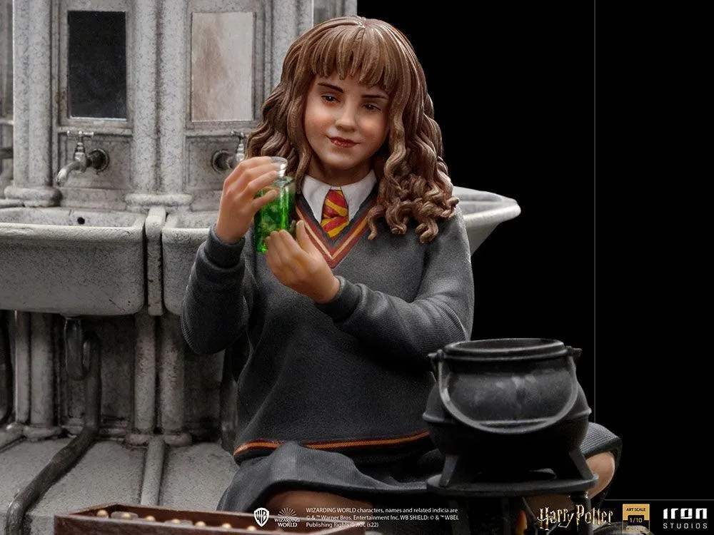 Harry Potter - Hermione Polyjuice Deluxe 1:10 Scale Statue - Image 9