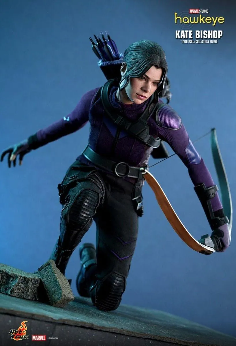 Hawkeye (TV) - Kate Bishop 1:6 Scale Collectable Action Figure - Image 4