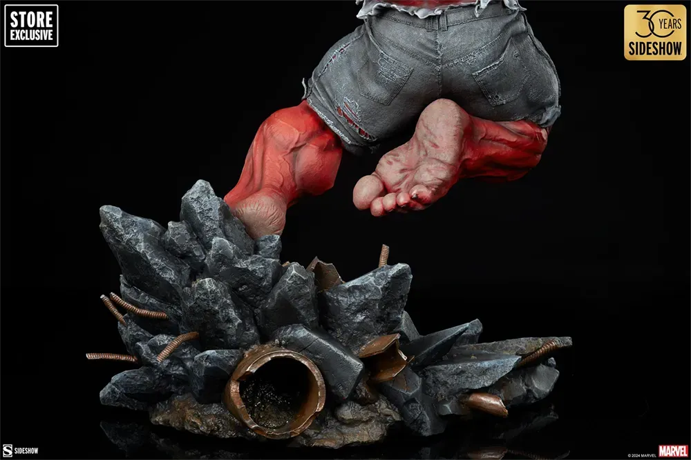 Hulk - Red Hulk: Thunderbolt Ross Premium Format Statue - Image 14