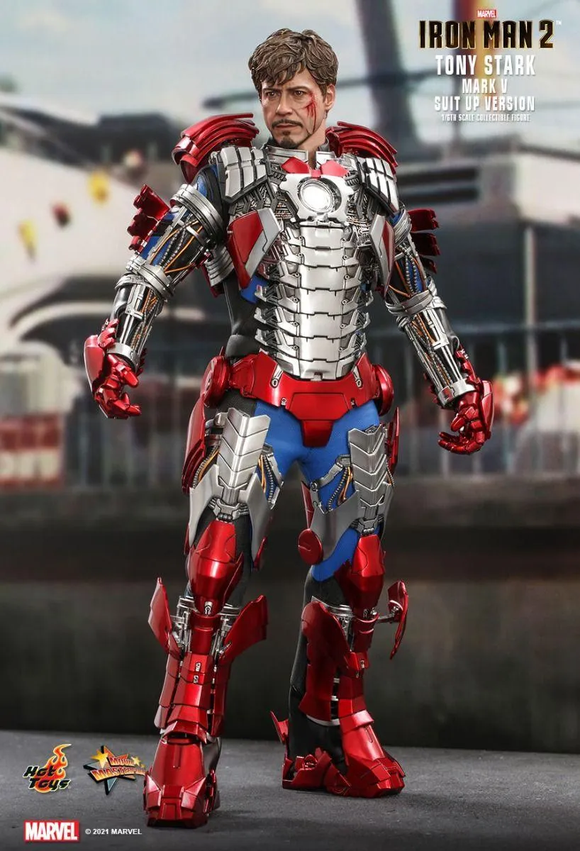 Iron Man 2 - Tony Stark Mark V Suit Up 1:6 Scale Collectable Action Figure - Image 5
