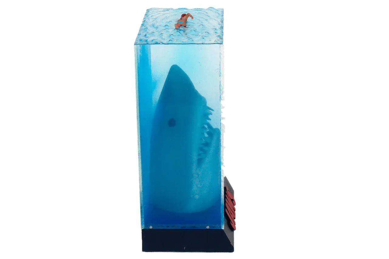 Jaws - Movie Poster 3D Diorama - Image 9
