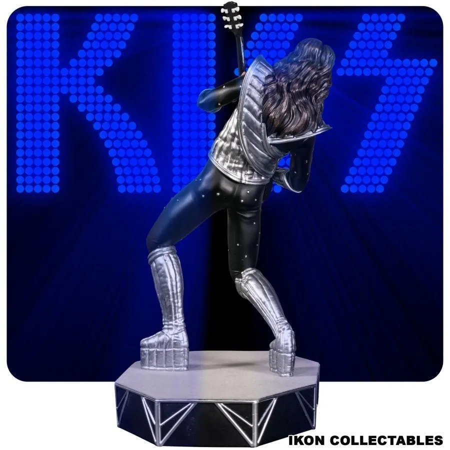 KISS - Spaceman Ace Frehely 1:6 Statue - Image 10