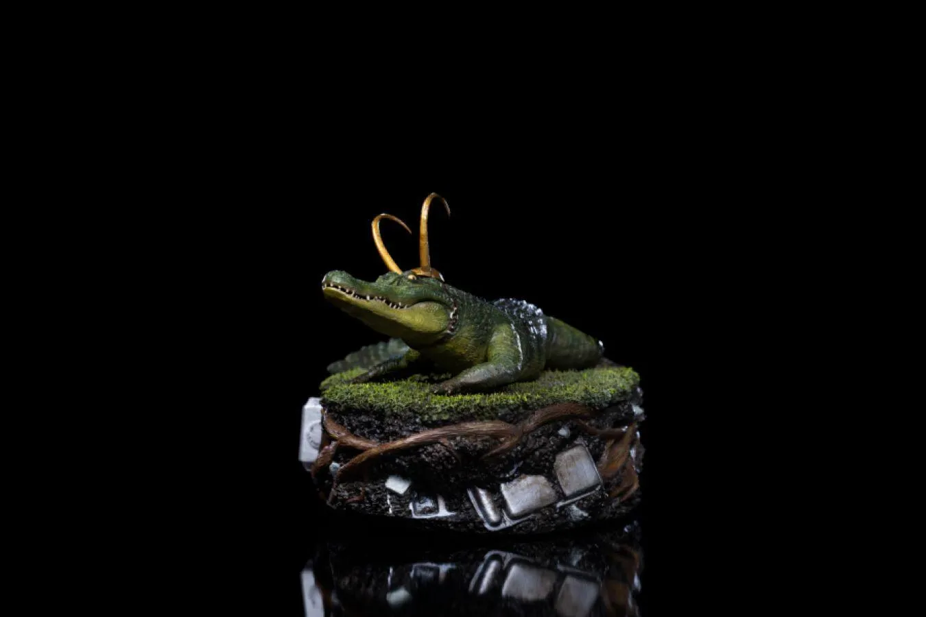 Loki (TV) - Alligator Loki 1:10 Scale Statue - Image 6
