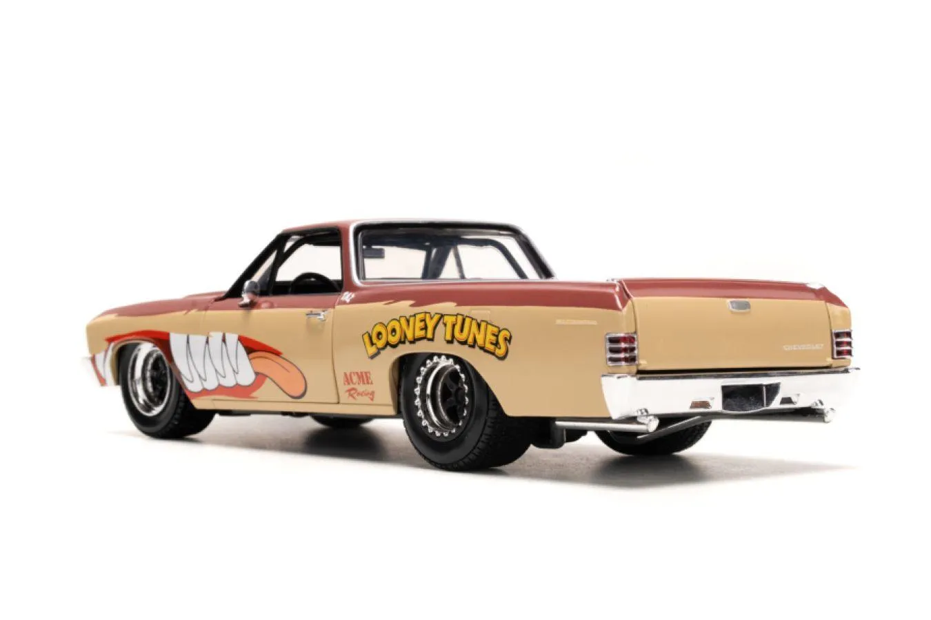 Looney Tunes - Chevy El Camino with Tassie Devil 1:24 Scale Diecast Vehicle - Image 4