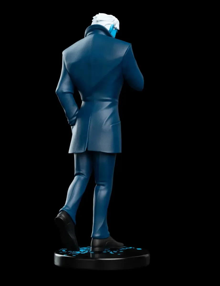 Lore Olympus - Hades Vinyl Figure - Image 4