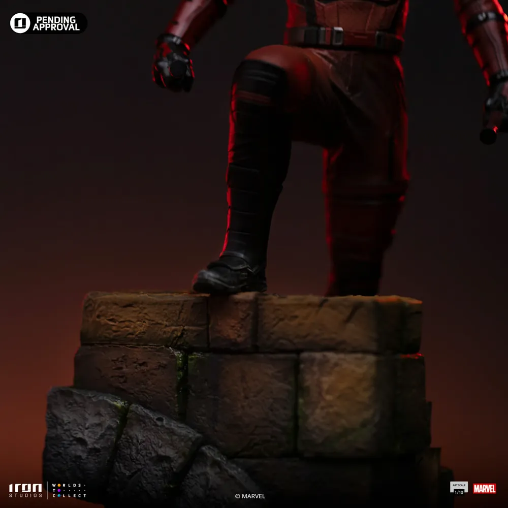 Marvel Comics - Daredevil 1:10 Scale Statue - Image 11
