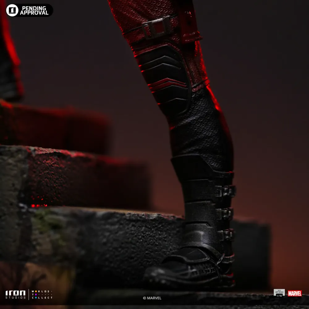 Marvel Comics - Daredevil 1:10 Scale Statue - Image 15