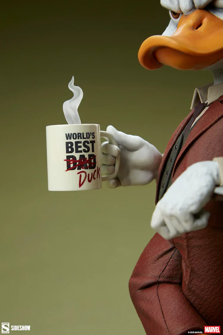 Marvel Comics - Howard the Duck Premium Format Statue - Image 13