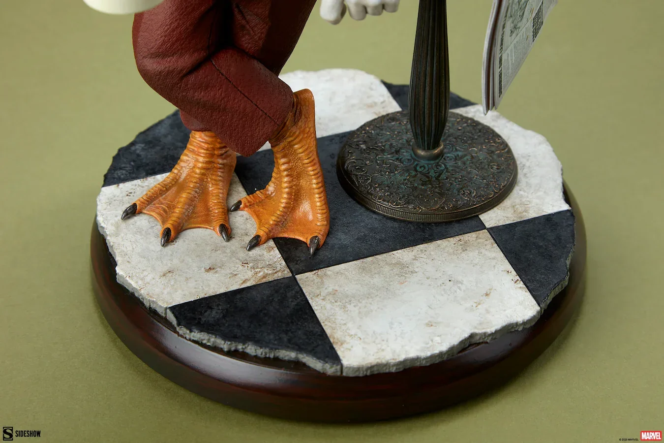Marvel Comics - Howard the Duck Premium Format Statue - Image 17