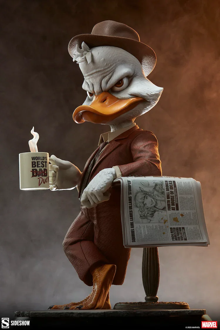 Marvel Comics - Howard the Duck Premium Format Statue - Image 2