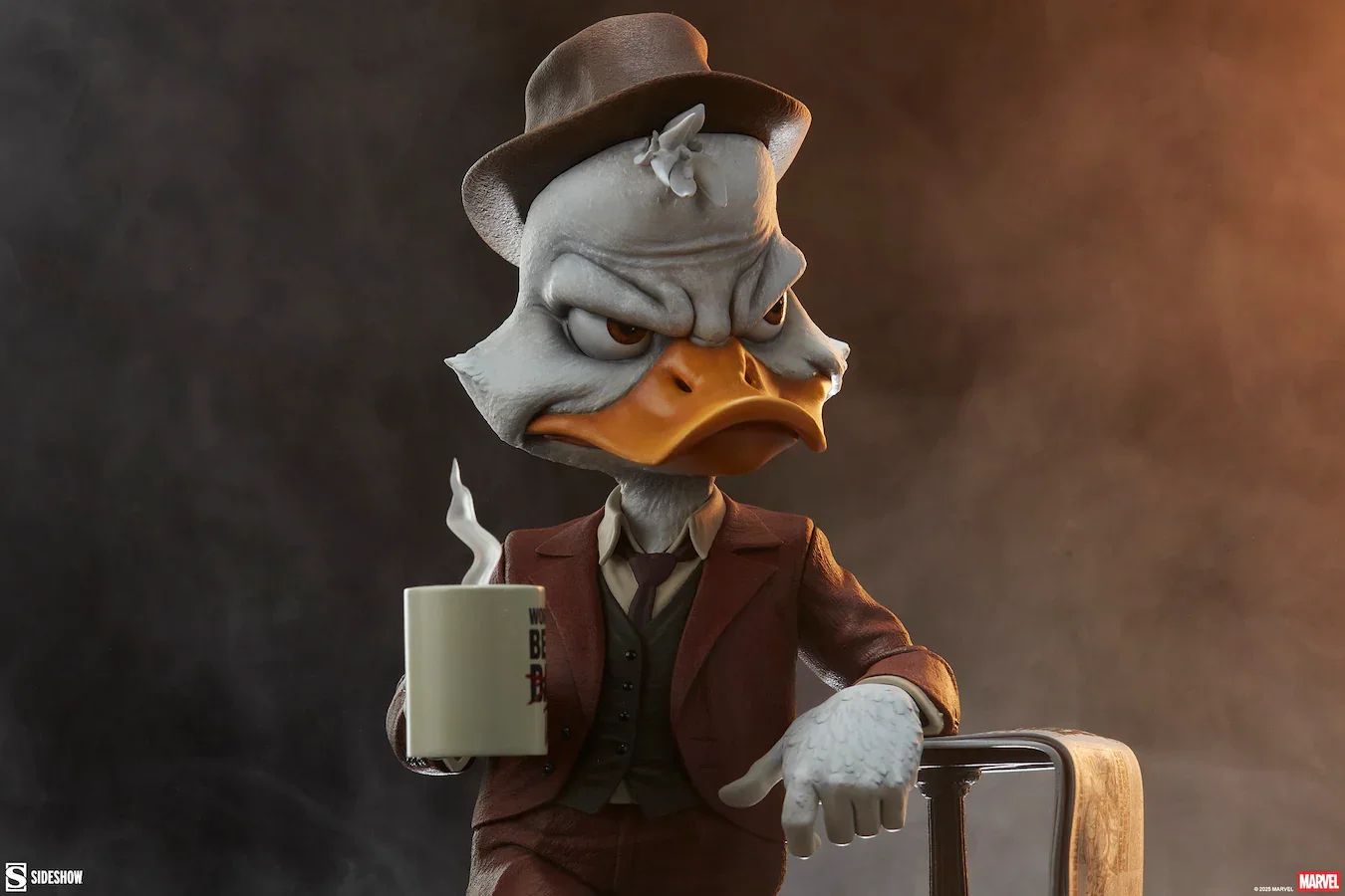 Marvel Comics - Howard the Duck Premium Format Statue - Image 4