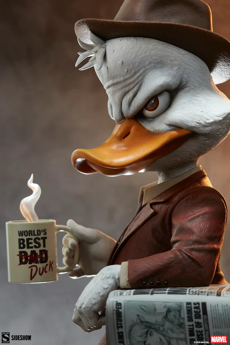 Marvel Comics - Howard the Duck Premium Format Statue - Image 6