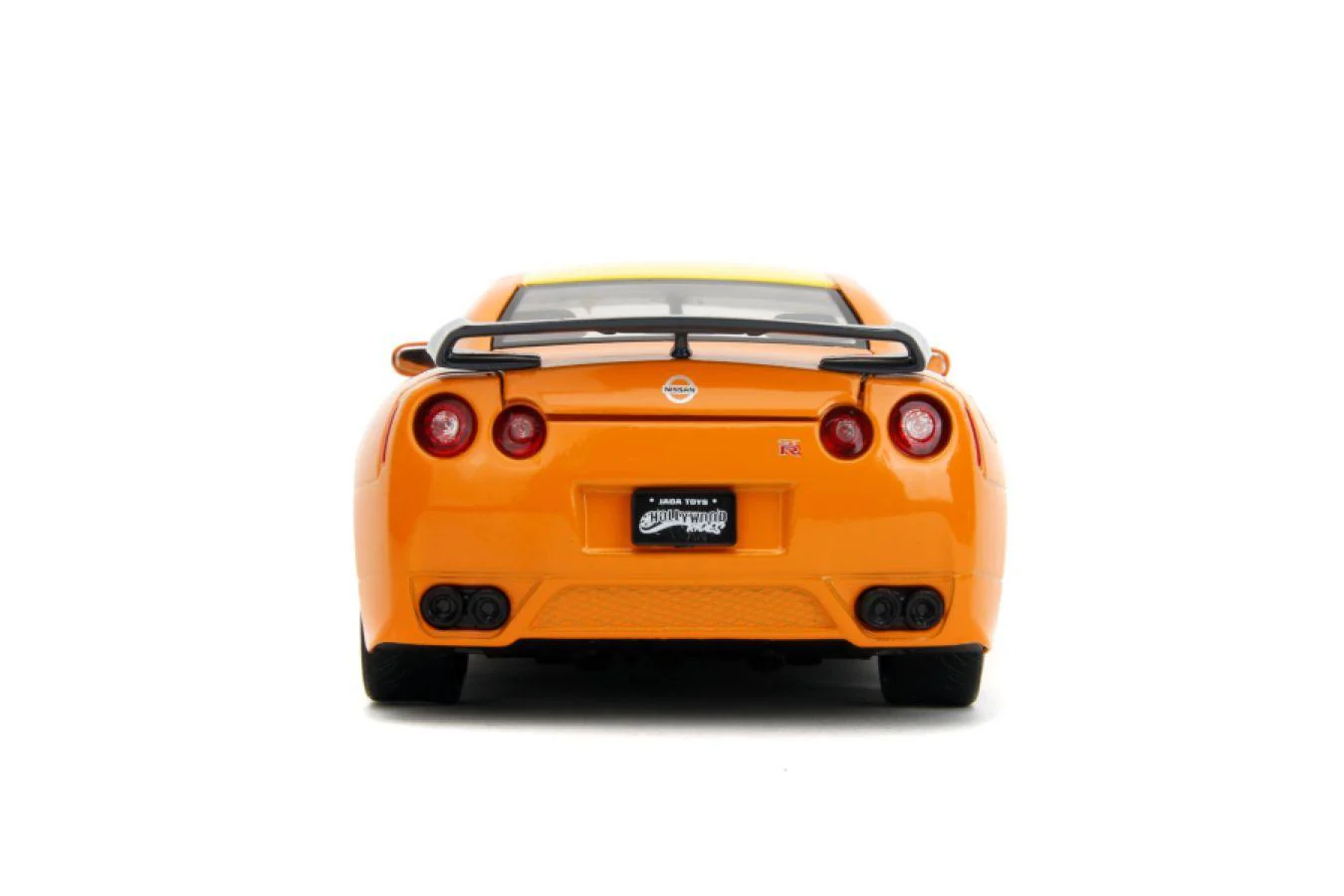 Naruto - Nissan GT-R R35 (2009) 1:24 Scale with Naruto Figure Hollywood Rides Diecast Vehicle - Image 5