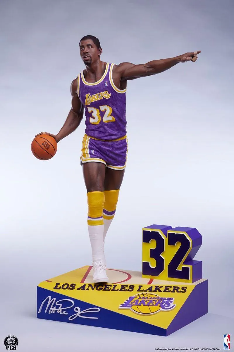 NBA - Magic Johnson 1:4 Scale Statue - Image 12