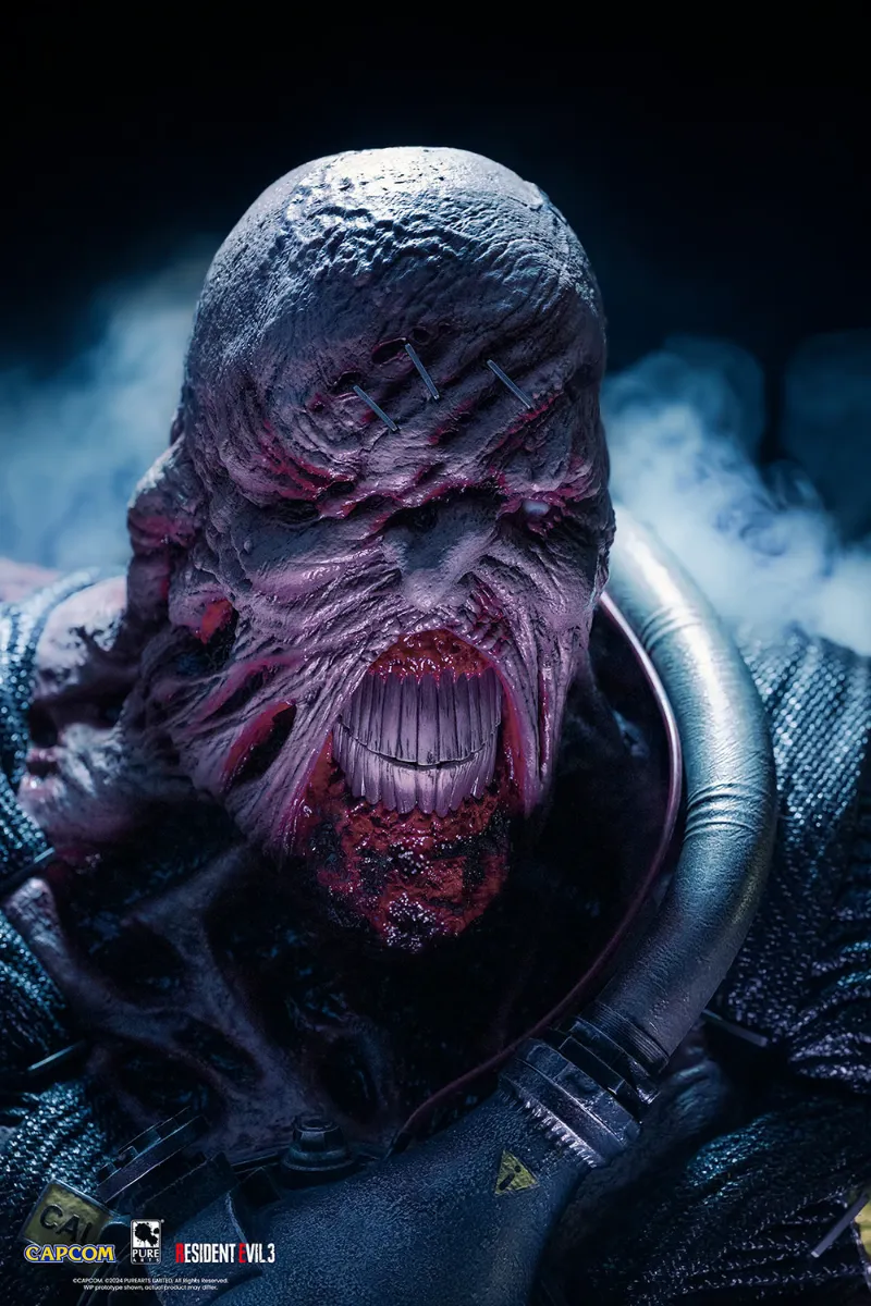 Resident Evil 3 - Nemesis 1:1 Scale Bust - Image 17