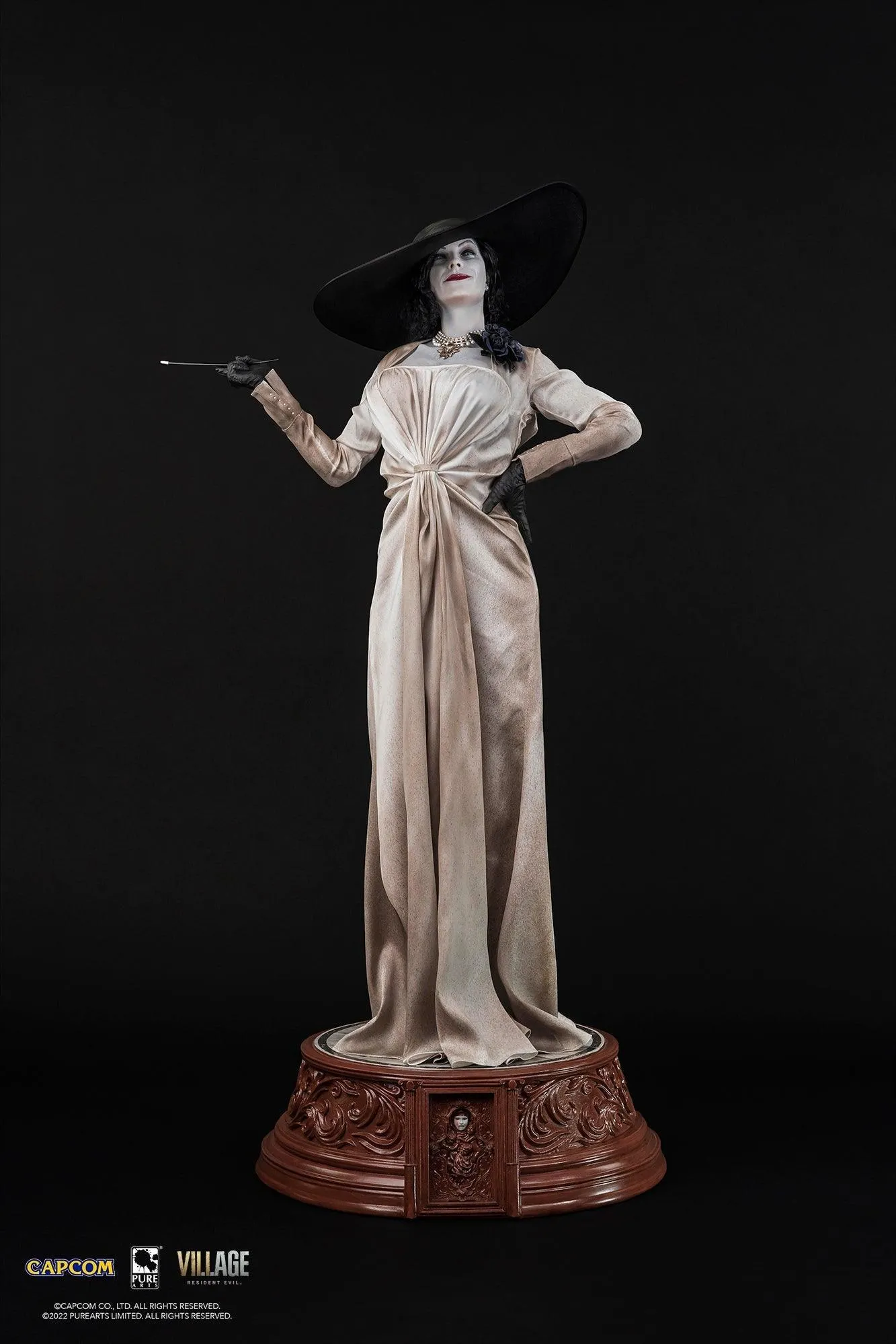 Resident Evil - Lady Dimitrescu 1:4 Scale Statue - Image 19