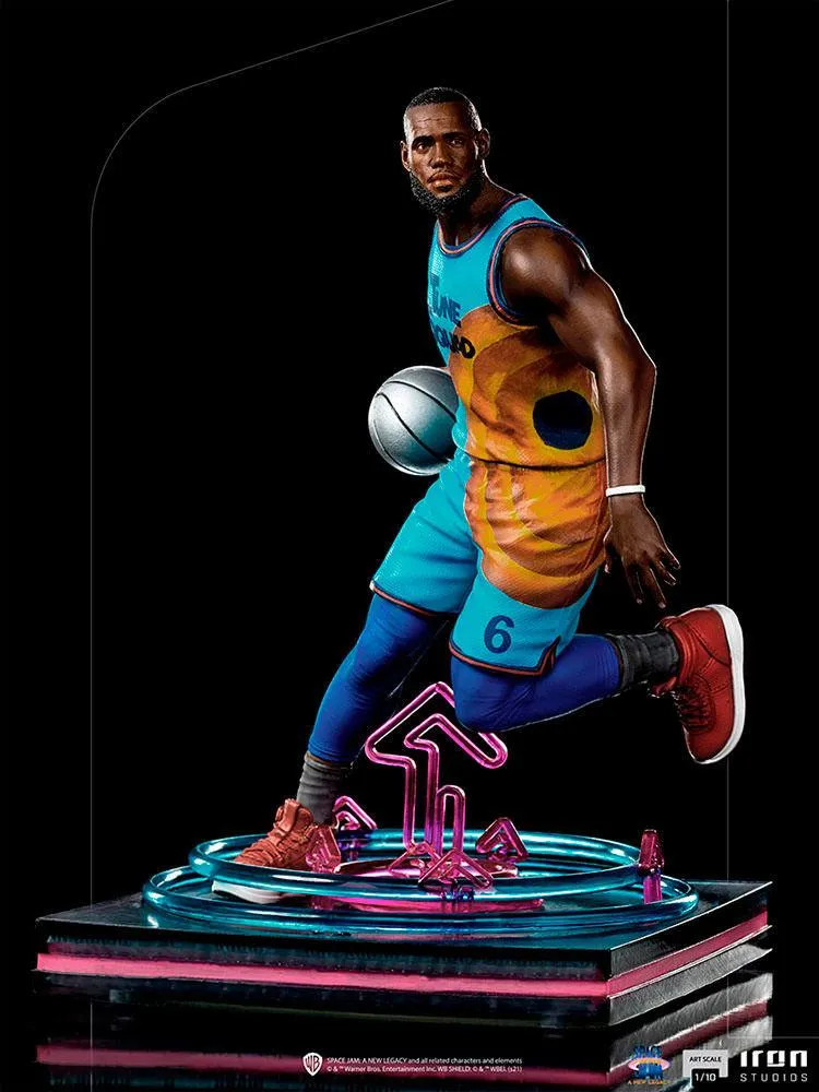 Space Jam 2: A New Legacy - Lebron James 1:10 Scale Statue - Image 3