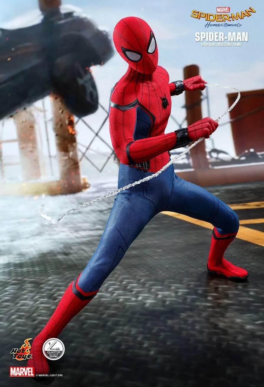 Spider-Man: Homecoming - Spider-Man 1:4 Scale Action Figure - Image 4
