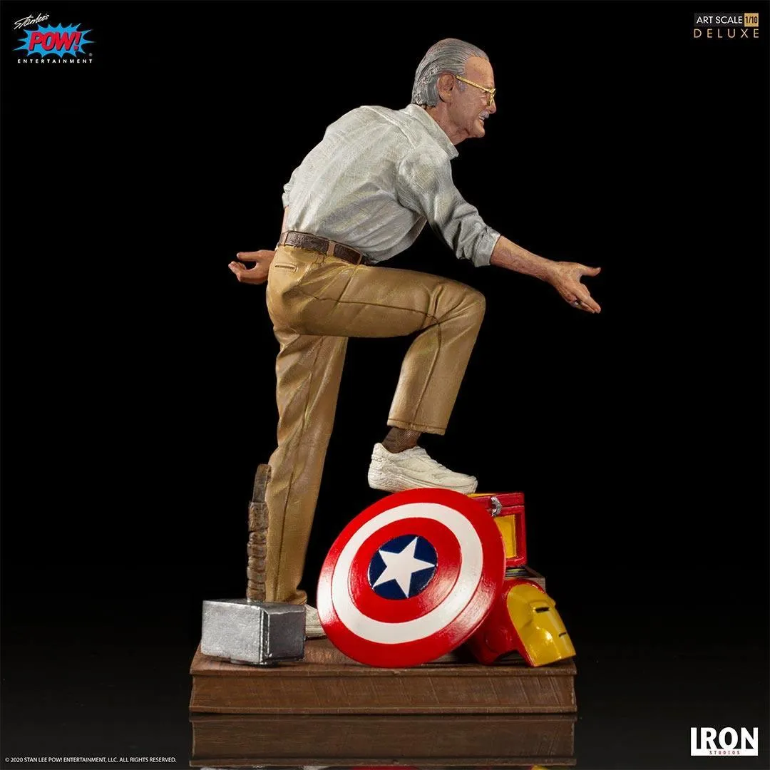 Stan Lee - Deluxe 1:10 Scale Statue - Image 3