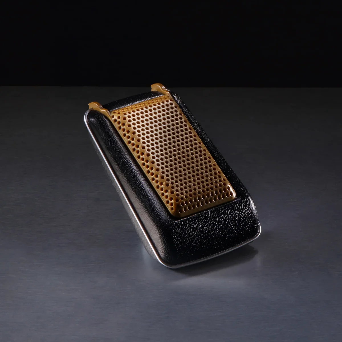 Star Trek: The Original Series - Communicator 1:1 Scale Replica - Image 3