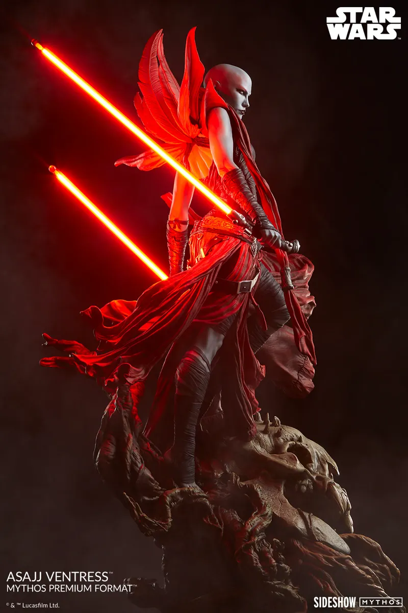 Star Wars - Asajj Ventress Premium Format Statue - Image 4