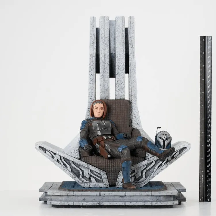 Star Wars: Mandalorian - Bo-Katan on Throne Statue - Image 18